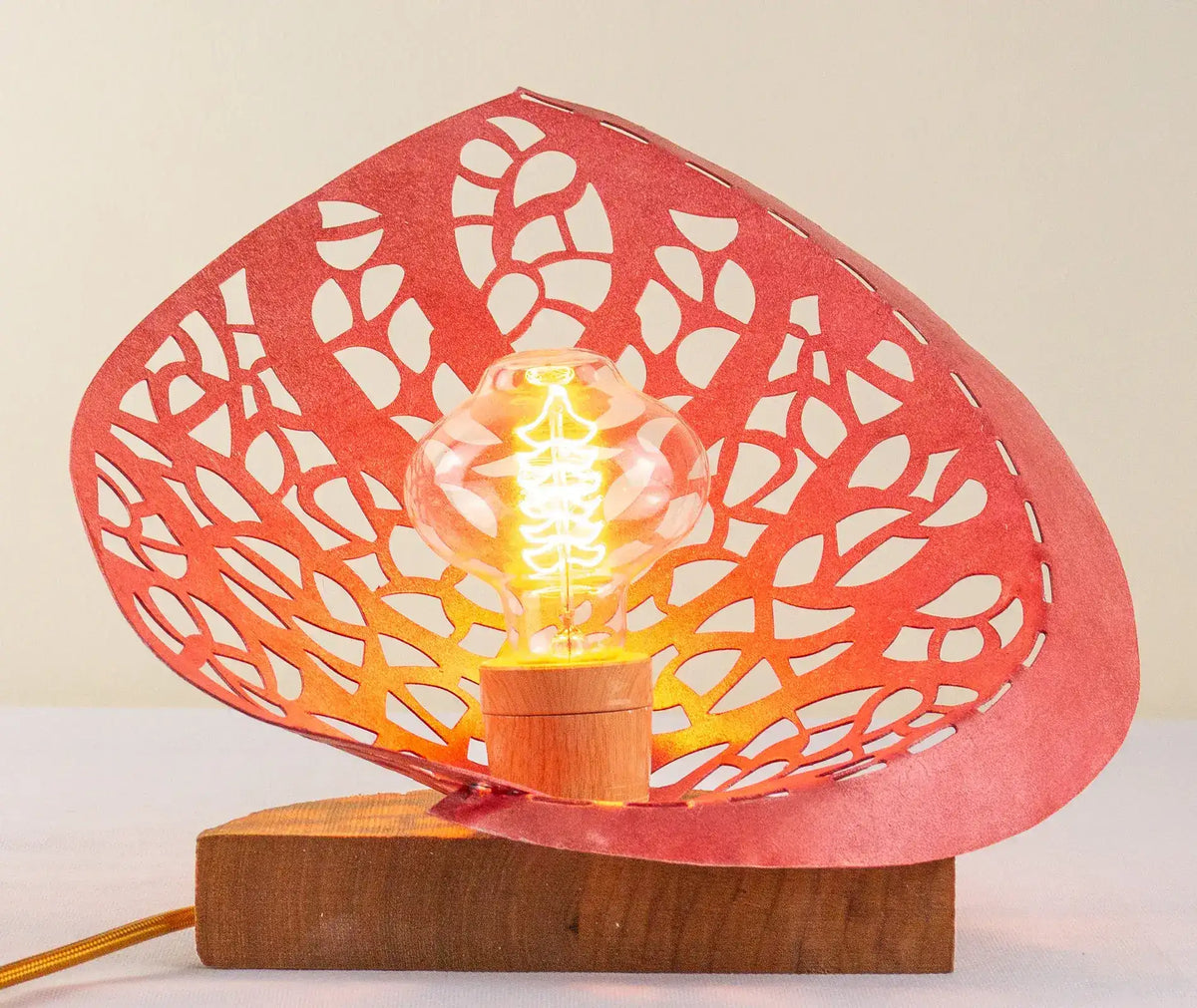 Lámpara Begoña – Elegancia artesanal - Kaimok Design