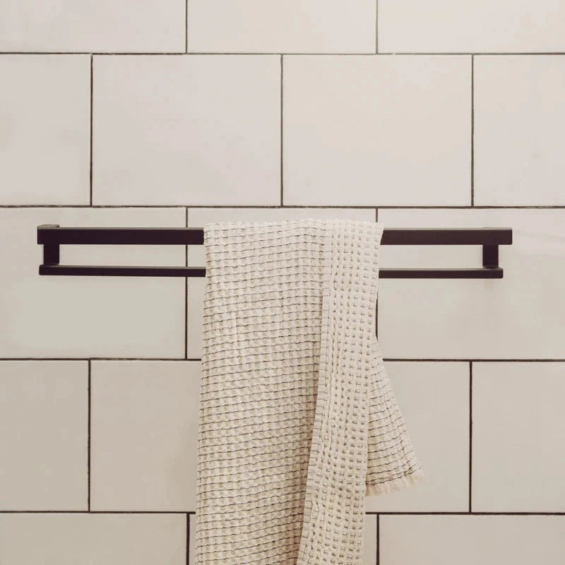Toallero Siena – barra para toalla baño en acero inoxidable - Kaimok Design