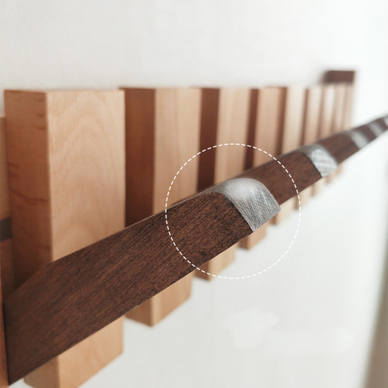 Perchero Verona madera – detalle ganchos plegables – Kaimok Design