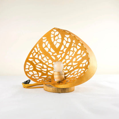 Lámpara Begoña – Elegancia artesanal Dorado - Kaimok Design