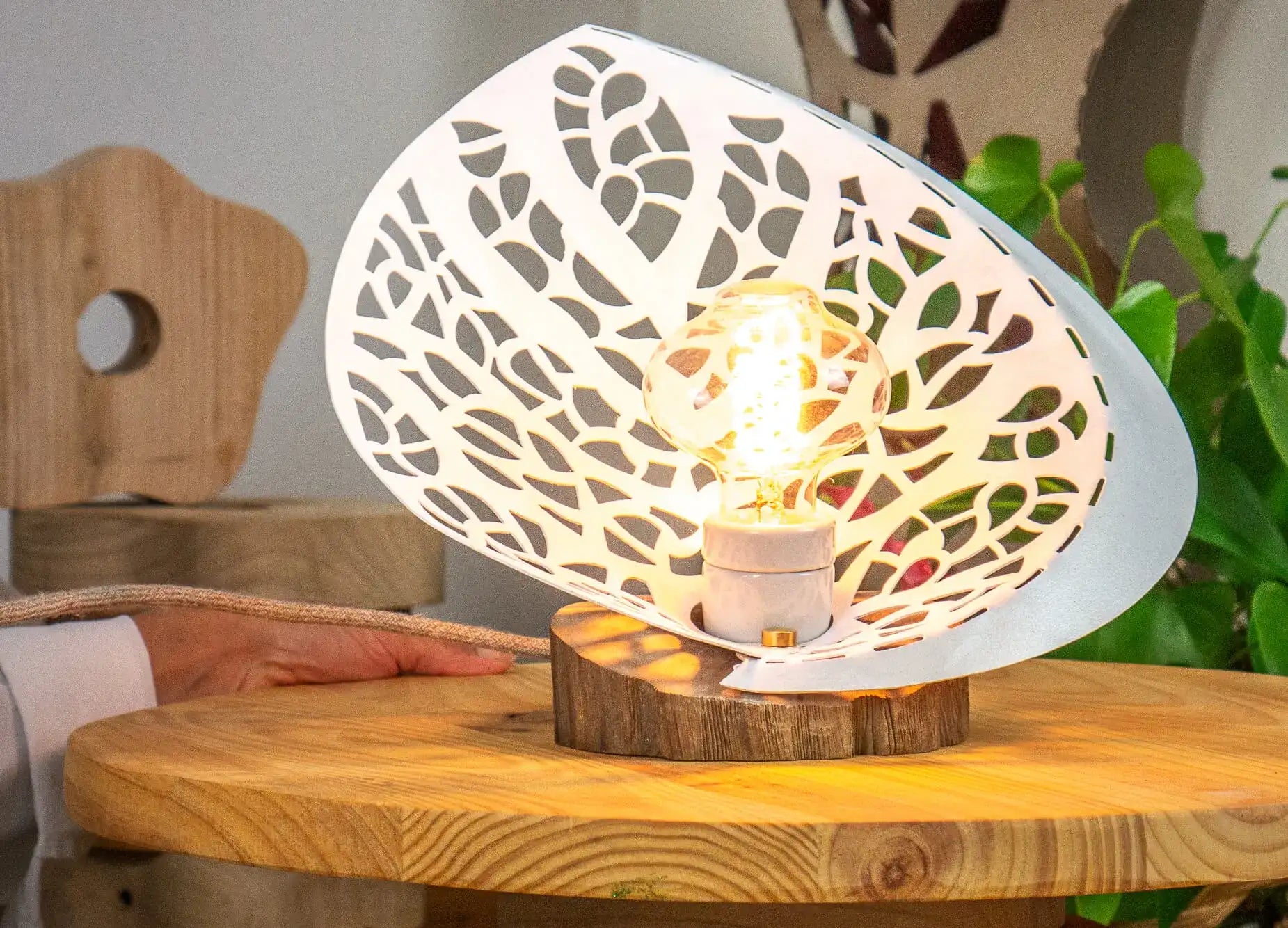 Lampara begoña - mesita - Kaimok Design